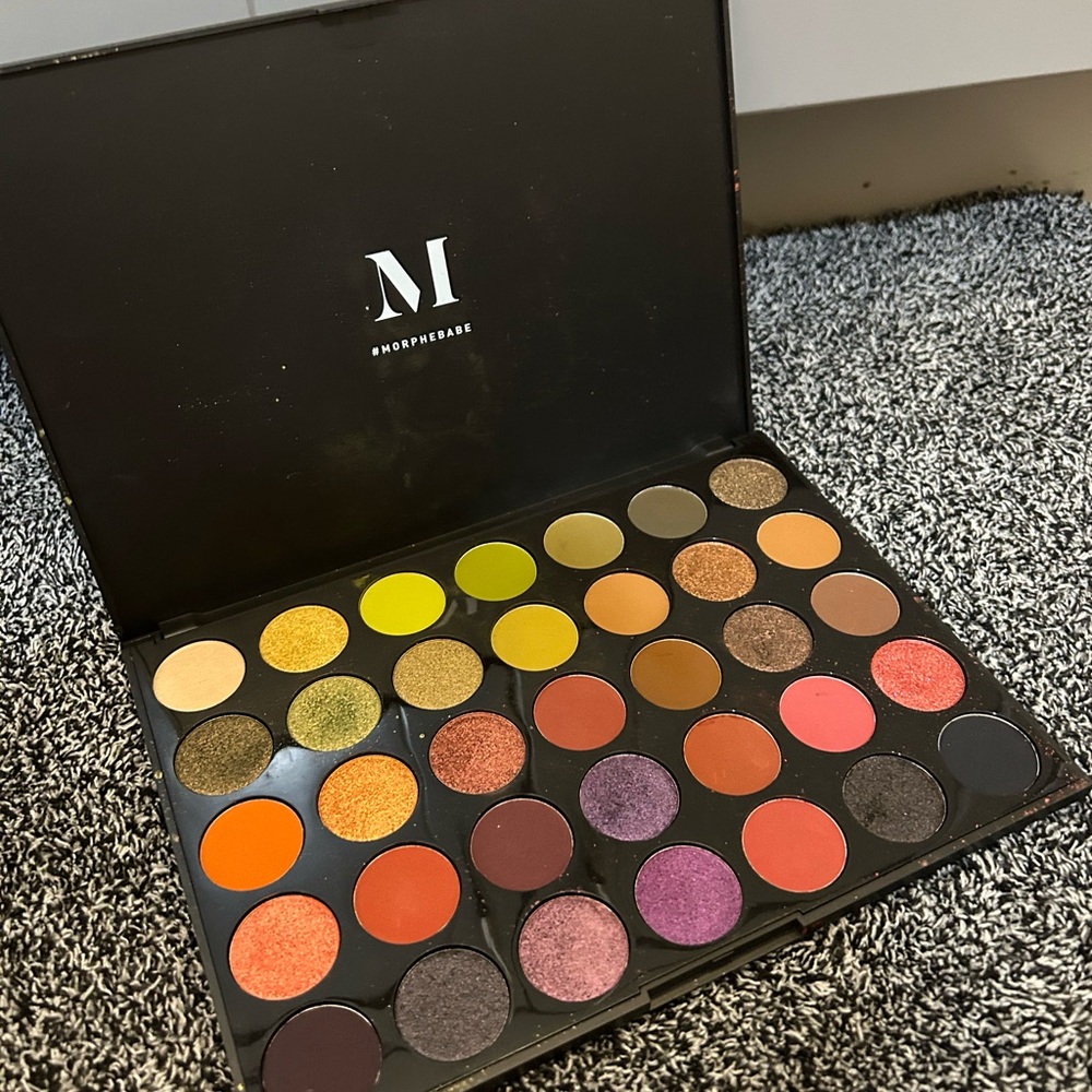 Morphe Eyeshadow Palette - Bold Spectrum Collection